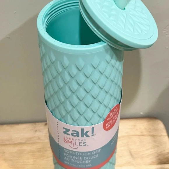 zak! Mint Green Tumbler with Sealing Lid + straw. Soft-Touch Grip. 24oz. NWTS!! - Picture 12 of 12